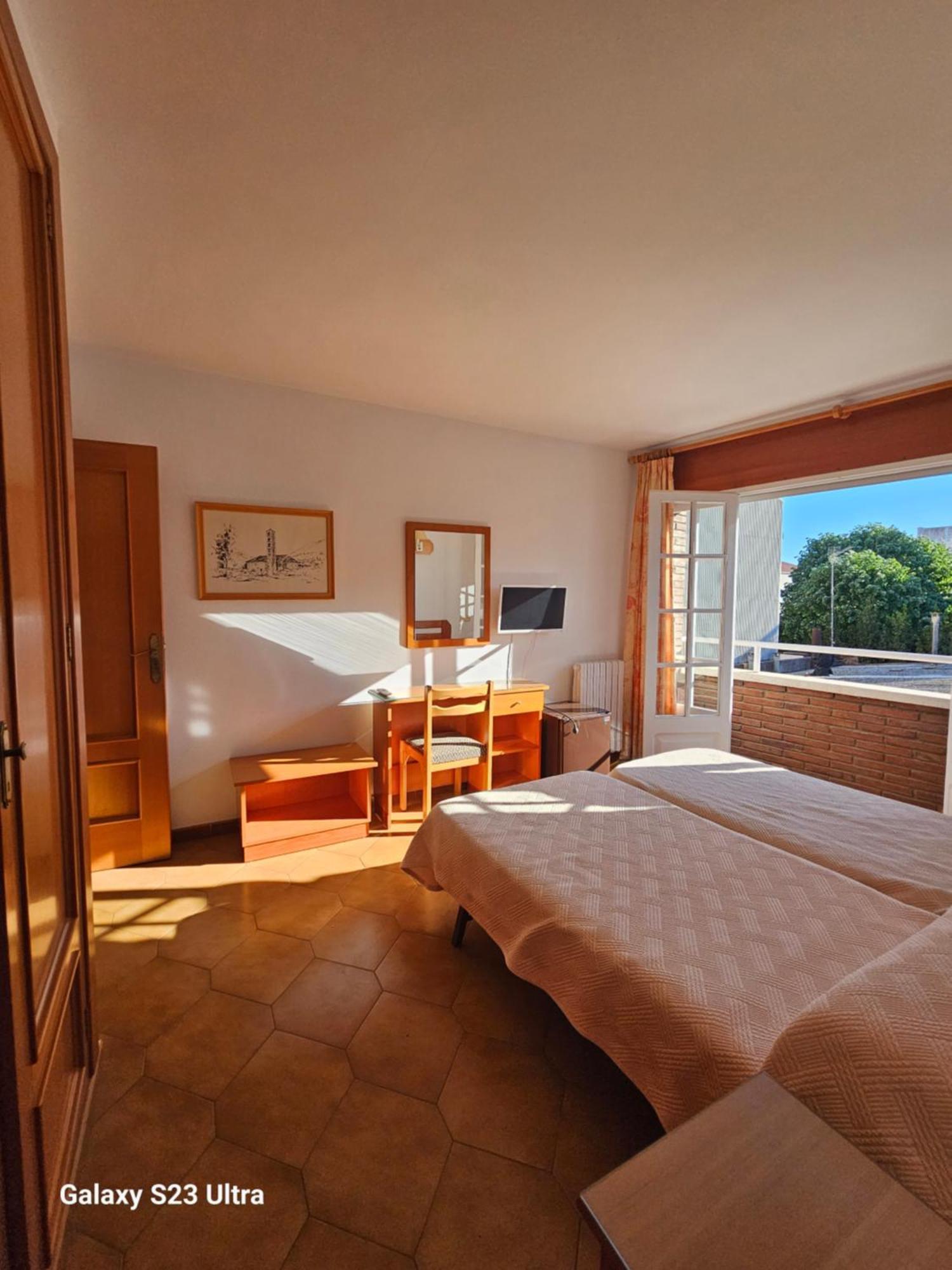Hotel Blue Spot Malgrat de Mar Exterior photo