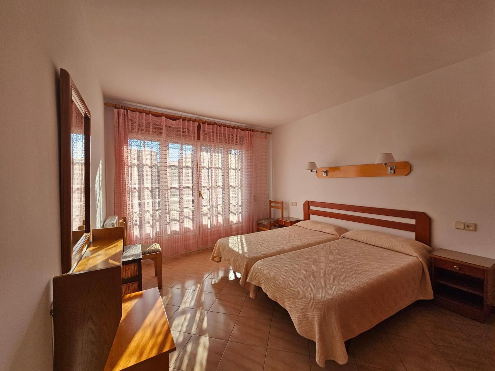 Hotel Blue Spot Malgrat de Mar Exterior photo