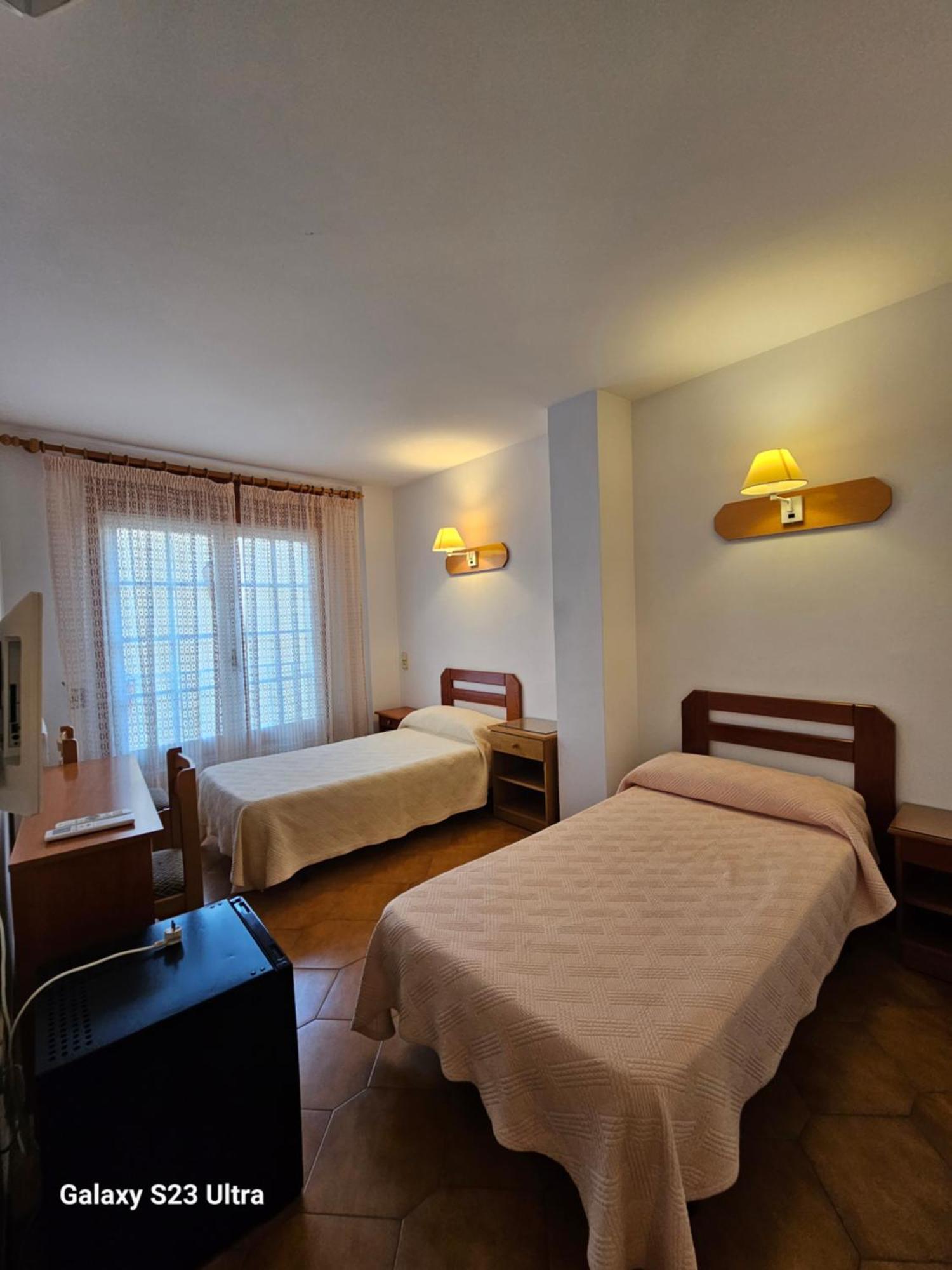 Hotel Blue Spot Malgrat de Mar Exterior photo